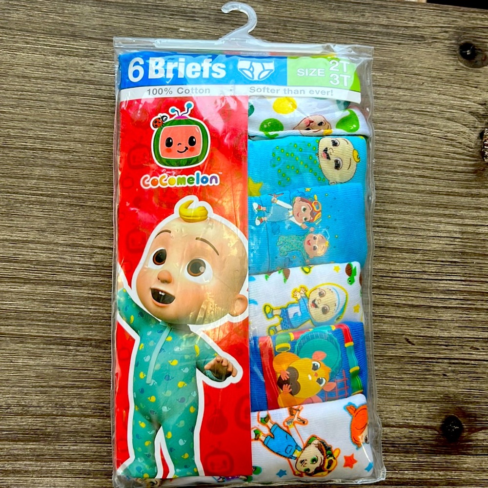 Coco melon size 2 T / 3 T boys briefs 6 pairs new in package